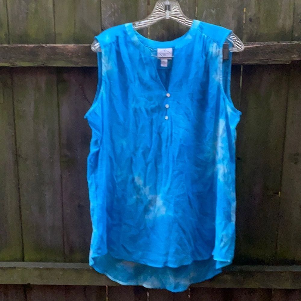 St. John’s Bay sleeveless top sz. XL